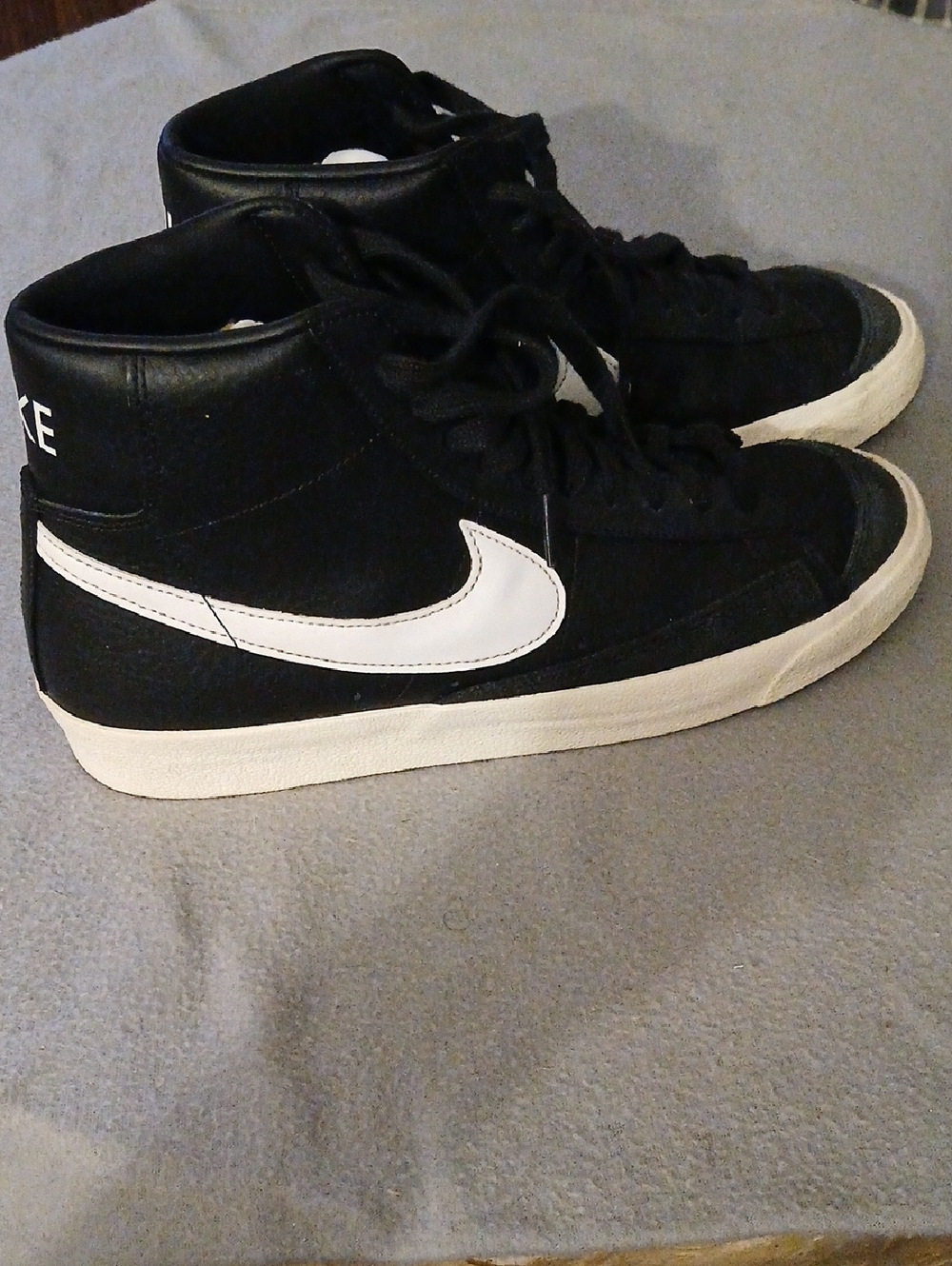 Nike Black and White High-Top Sneakers with Orange Swoosh - Picture 3 of 16